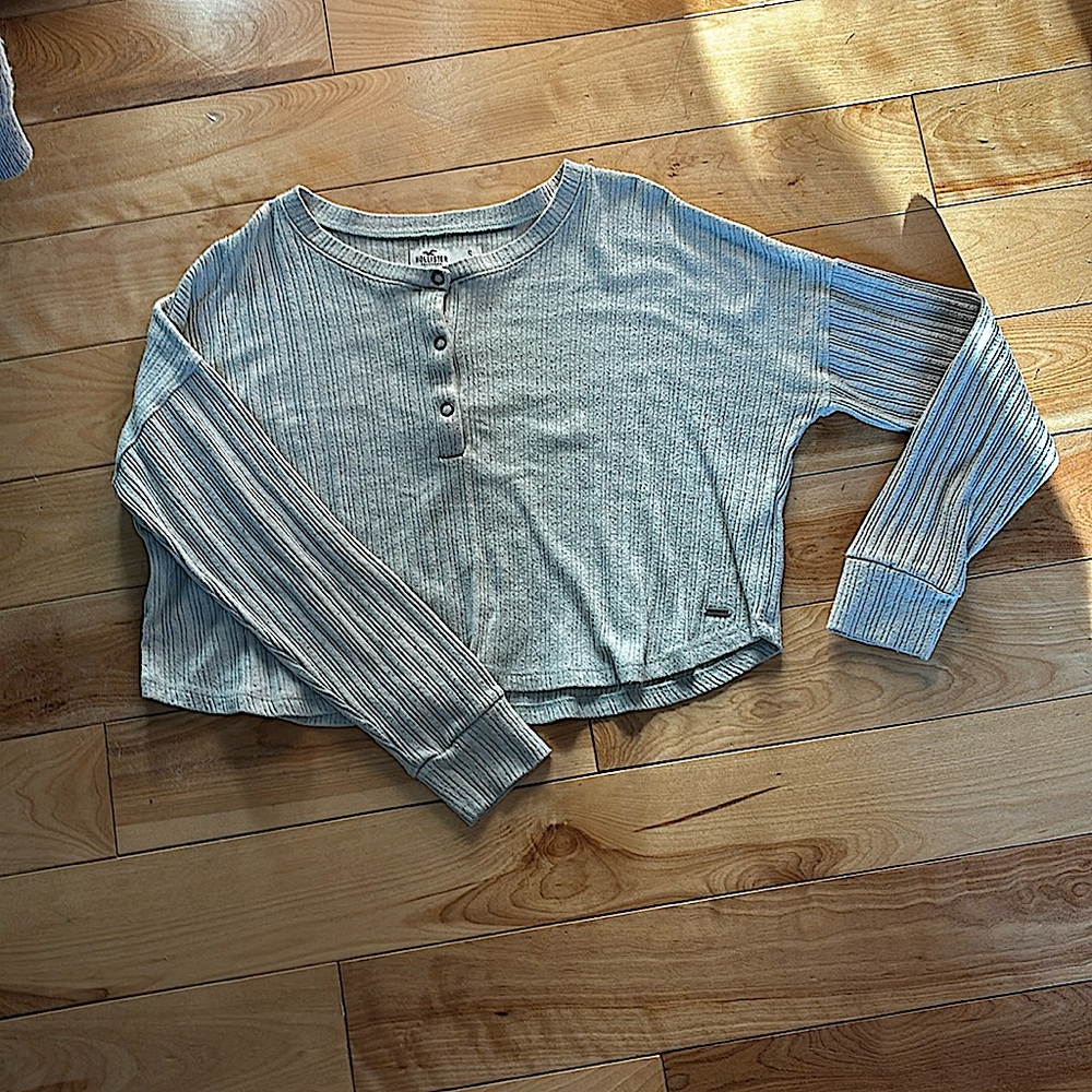 Hollister pastel blue sweater